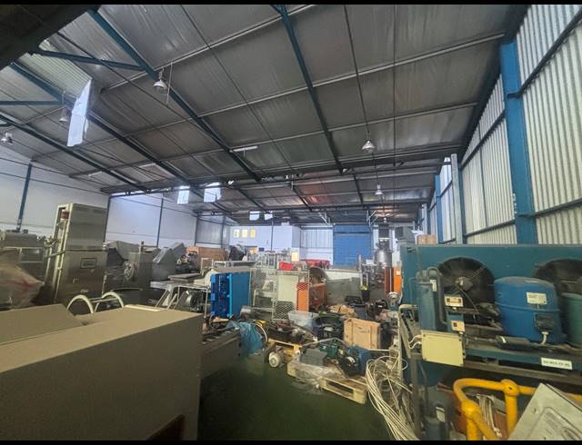 1,180M² WAREHOUSE TO LET IN BELLVILLE SOUTH INDUSTRIA